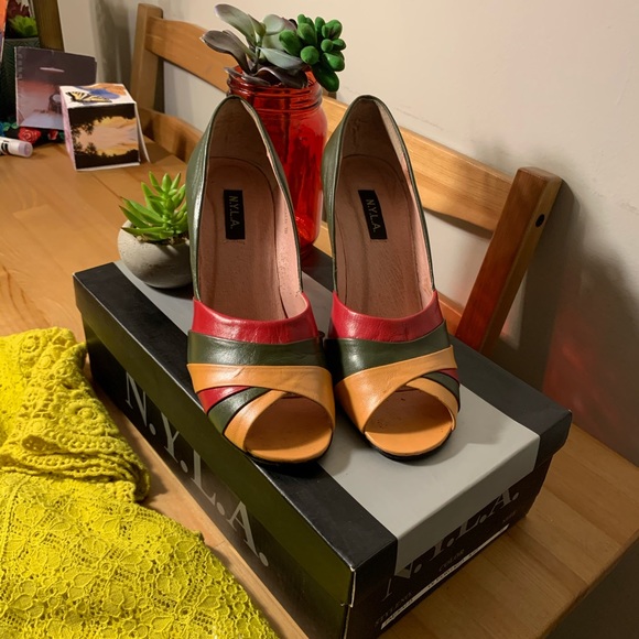 Wild Card - Picture 5 of 8